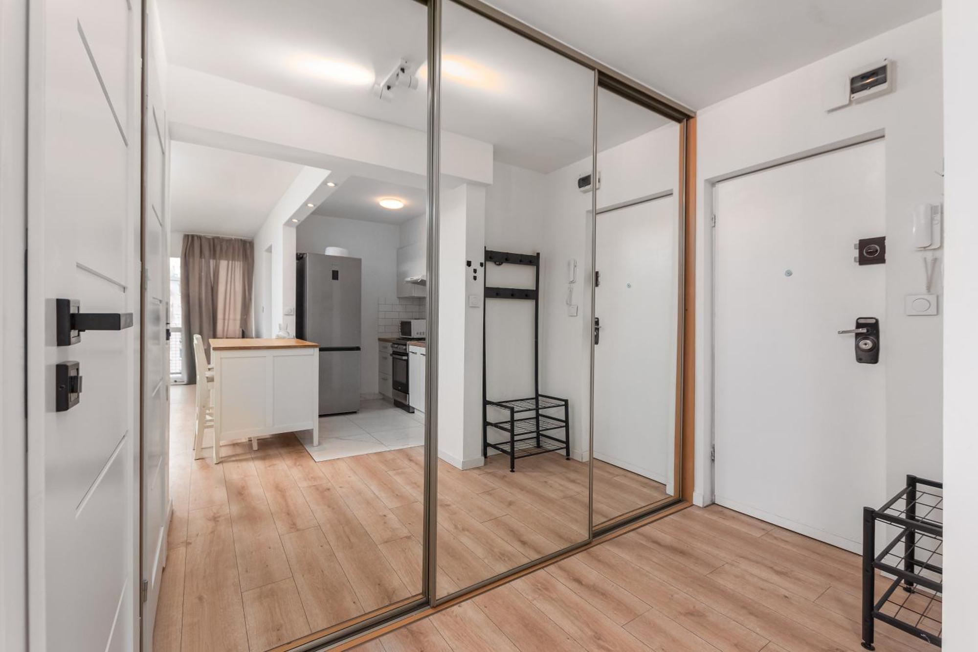 Gornoslaska 17/19 By Homeprime Warschau Buitenkant foto